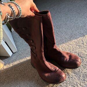 MERRELL Stylish Women's Burgundy Boots